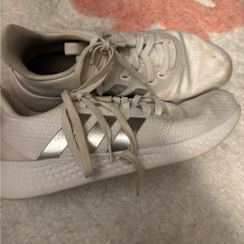 Adidas Men's White and Silver Athletic Shoes